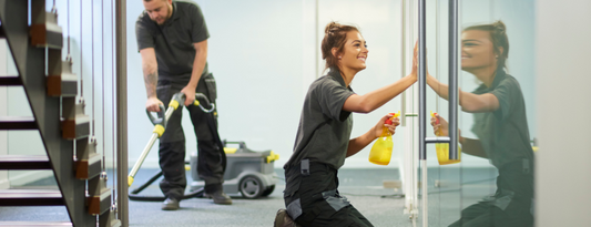 Best Practices for Using Commercial Glass Cleaners