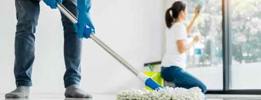Eco-Friendly Glass Cleaning Solution for Commercial Use